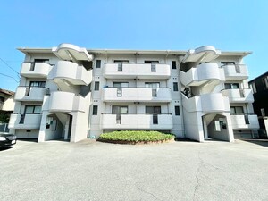 溝手マンション外観写真