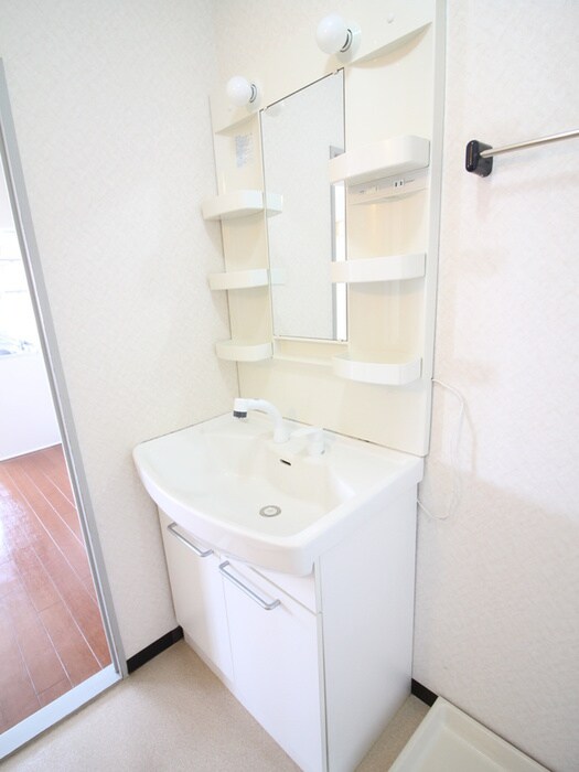 物件内観写真11　(洗面)