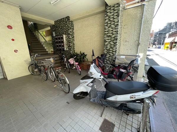 駐輪場