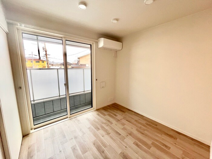 物件内観写真5　(居室)