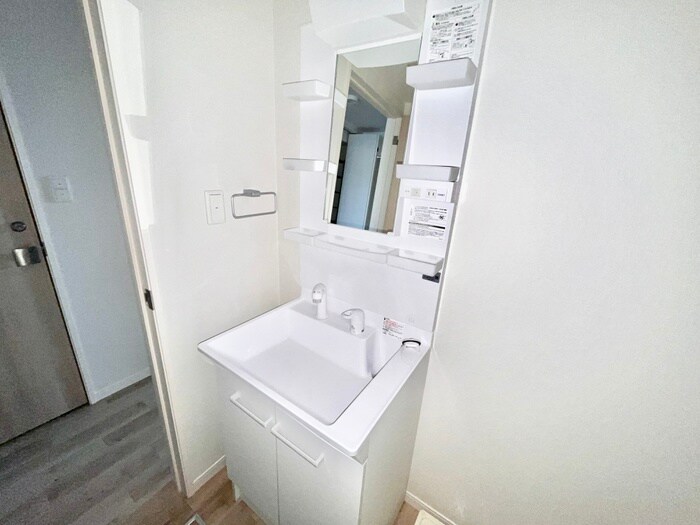 物件内観写真8　(洗面)