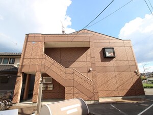 ラルジュ・ミリュー外観写真