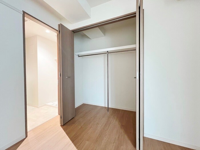 物件内観写真12　(収納)