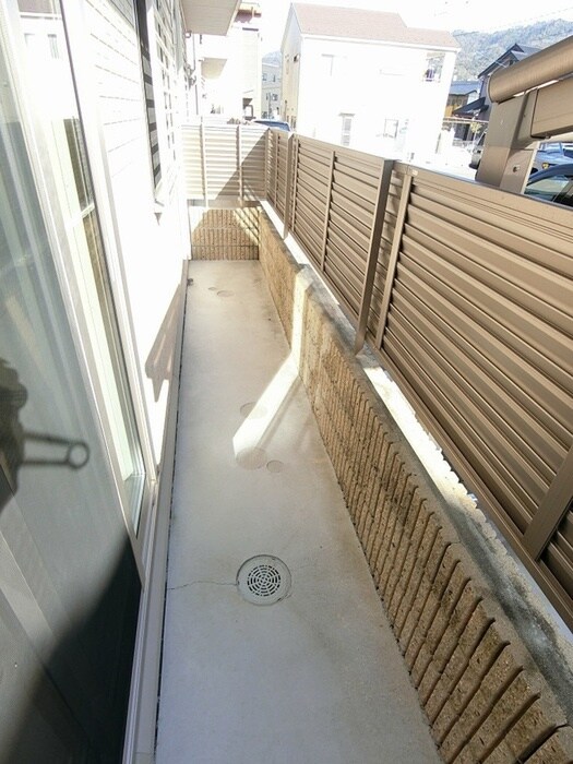 物件内観写真9　(ベランダ・バルコニー)