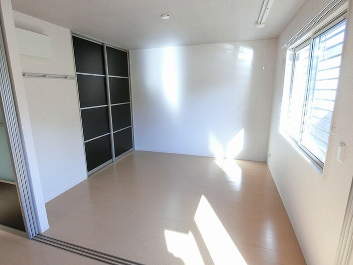 物件内観写真14　(居室)