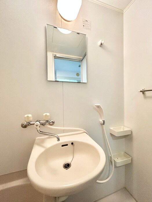 物件内観写真13　(洗面)