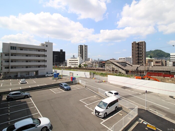 物件内観写真15　(室内からの展望)