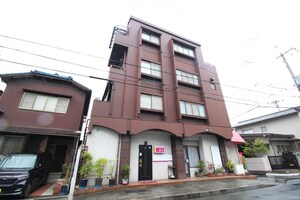 河面ビル外観写真