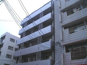 ビラシャルレ外観写真