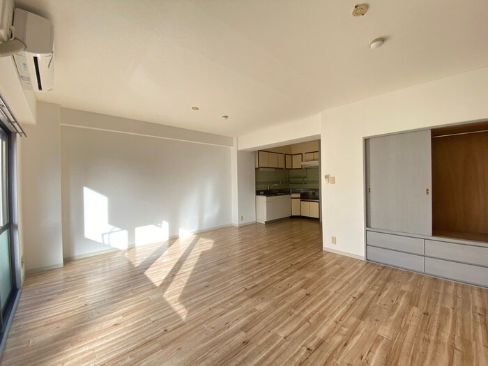 物件内観写真7　(居室)