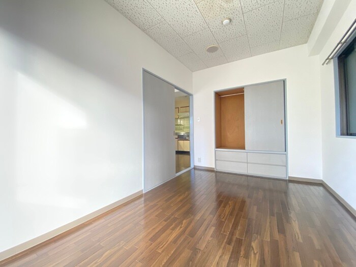 物件内観写真18　(居室)