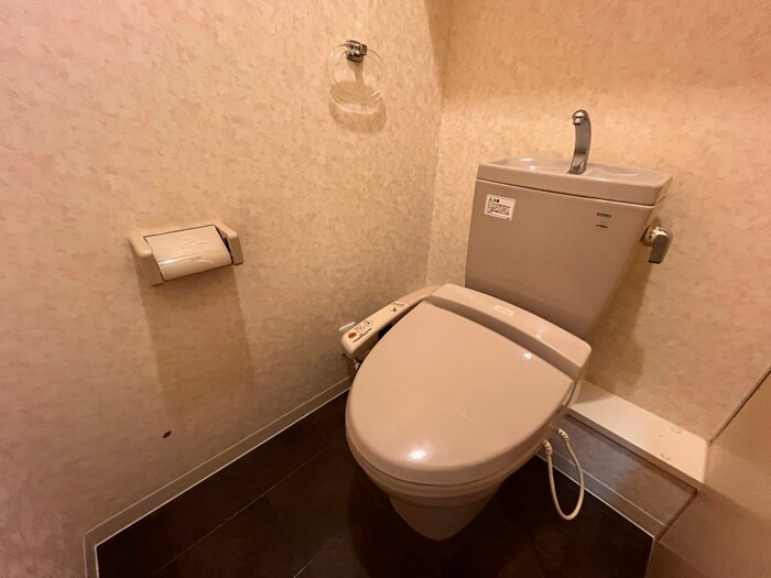 物件内観写真10　(トイレ)