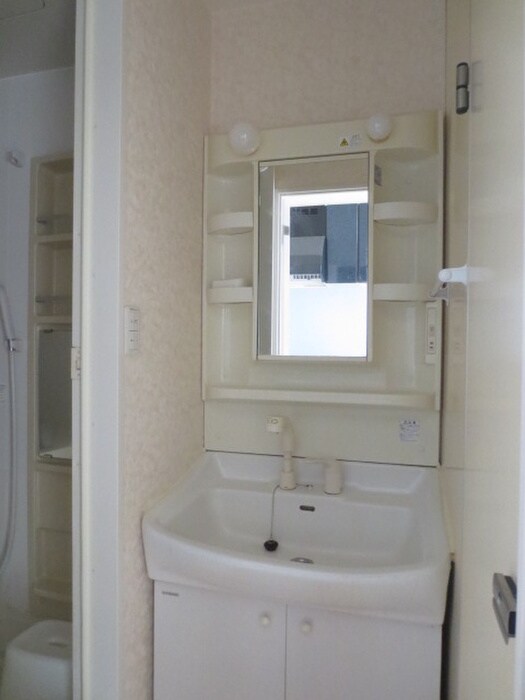 物件内観写真11　(洗面)