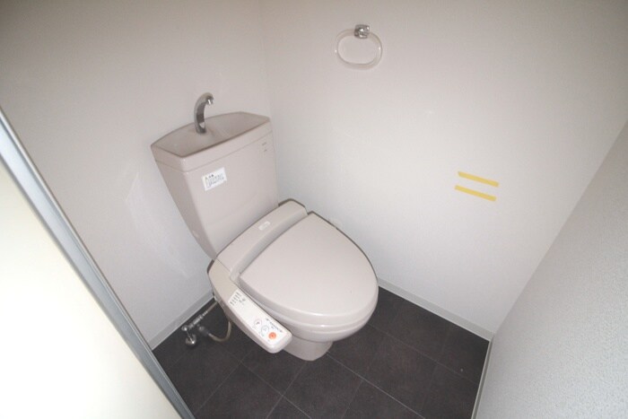 物件内観写真12　(トイレ)