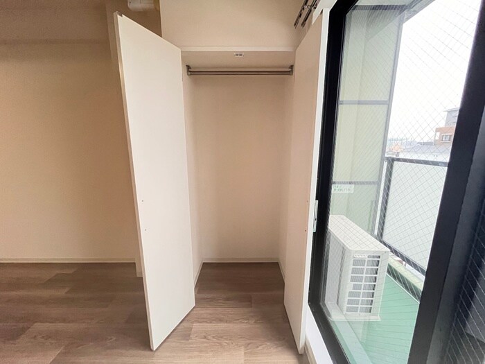 物件内観写真12　(収納)