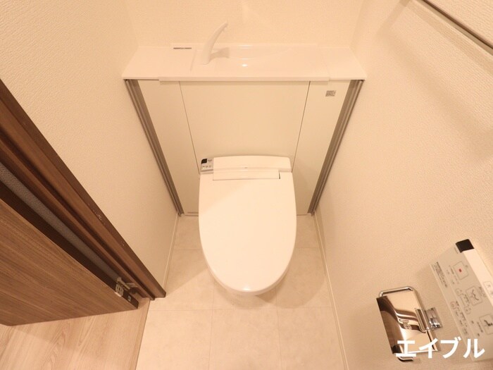 物件内観写真11　(トイレ)