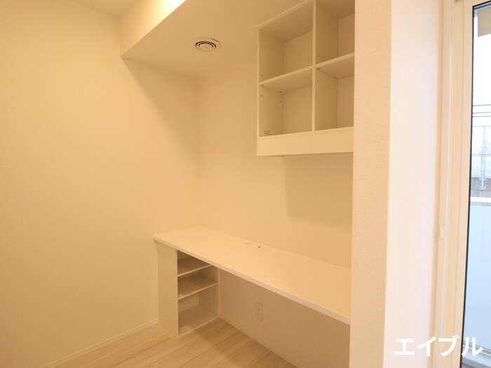 物件内観写真15　(居室)