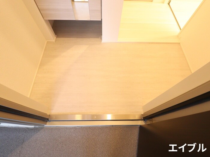 物件内観写真17　(玄関)