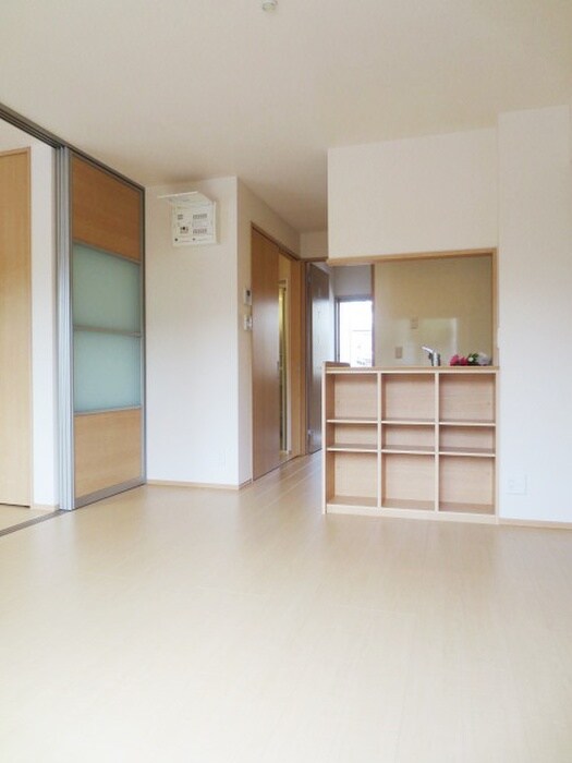 物件内観写真4　(居室)