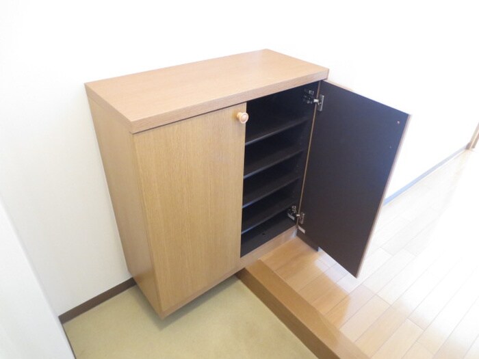 物件内観写真15　(靴箱)