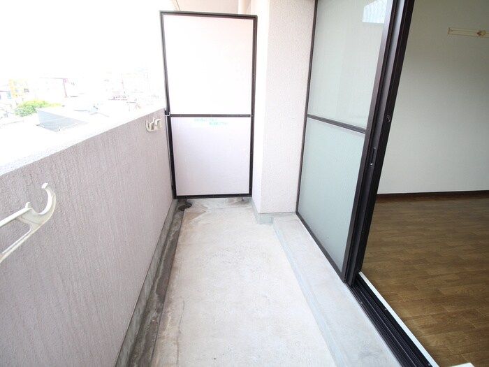 物件内観写真16　(ベランダ・バルコニー)