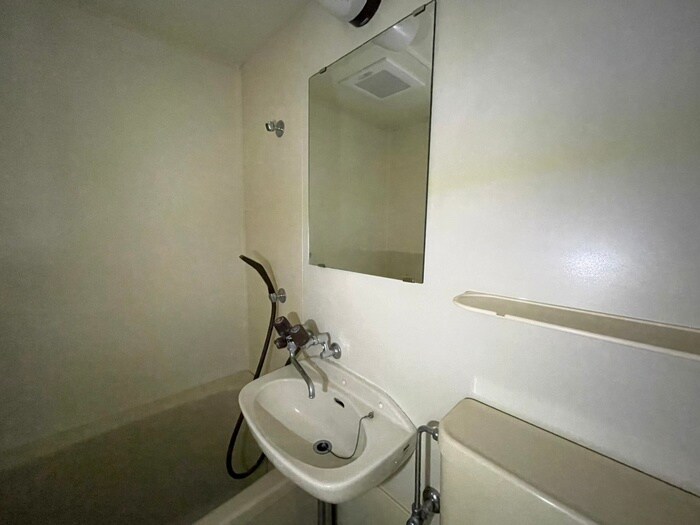 物件内観写真11　(洗面)