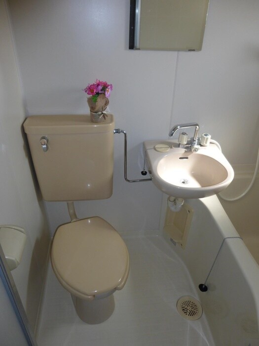 物件内観写真14　(トイレ)