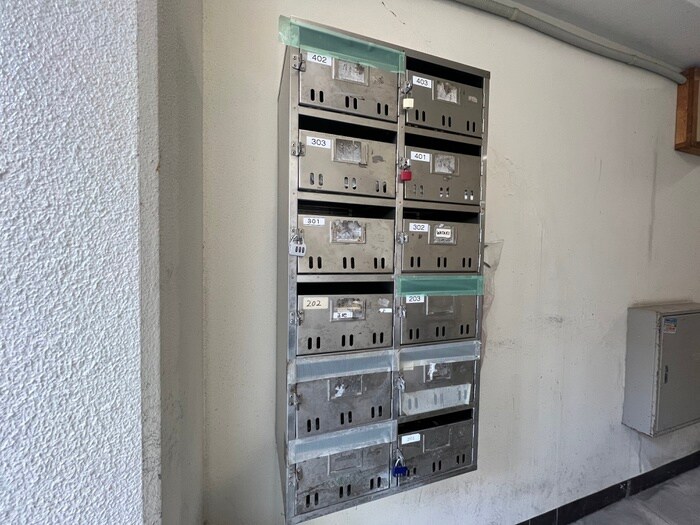 物件外観写真4　(建物設備)