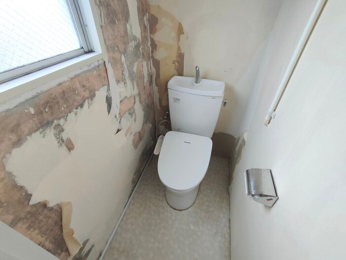 物件内観写真8　(トイレ)