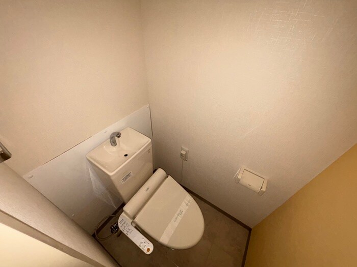 物件内観写真10　(トイレ)