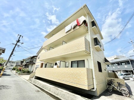 カームマンション外観写真