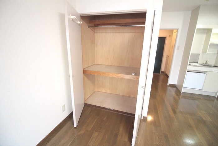 物件内観写真8　(収納)