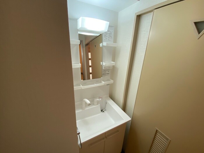 物件内観写真10　(洗面)