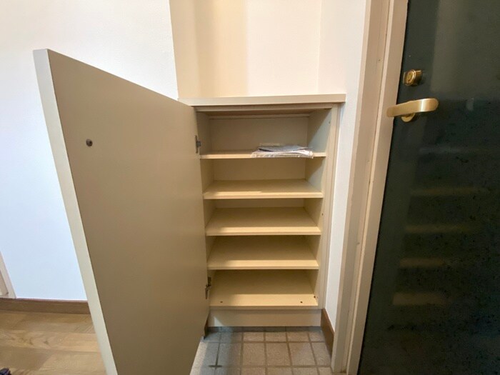 物件内観写真18　(靴箱)