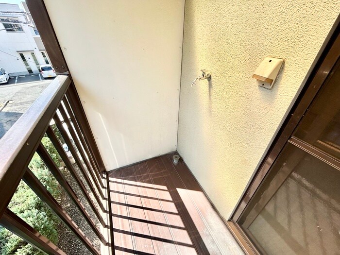 物件内観写真13　(洗濯機置場)