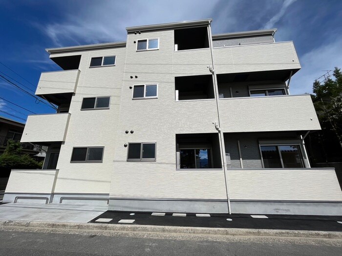 物件外観写真3　(外観写真)