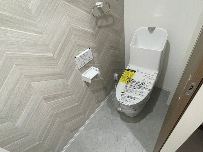 物件内観写真11　(トイレ)