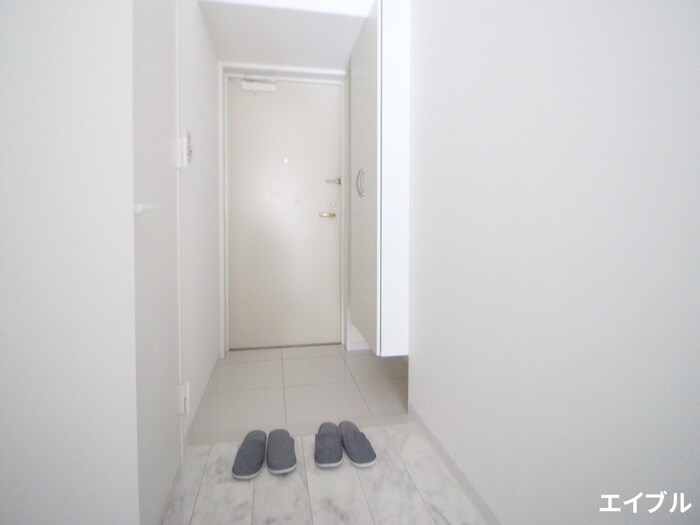 物件内観写真15　(玄関)