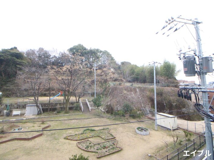 物件内観写真22　(室内からの展望)