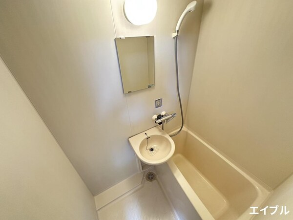 バス／シャワールーム等