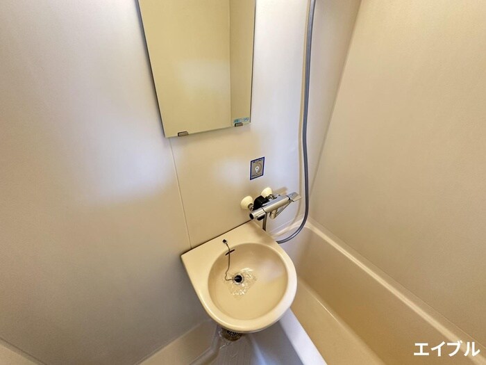 物件内観写真11　(洗面)