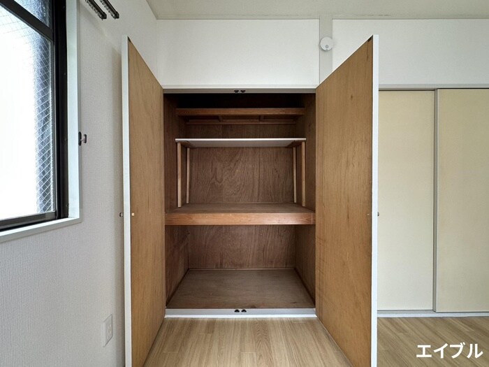 物件内観写真12　(収納)