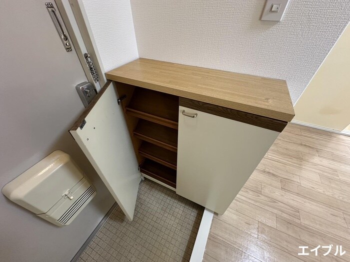 物件内観写真15　(靴箱)