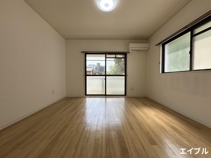 物件内観写真18　(居室)