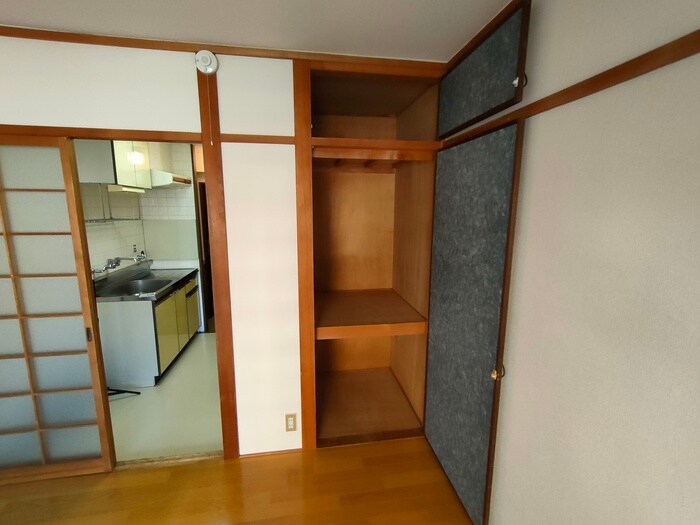 物件内観写真13　(収納)