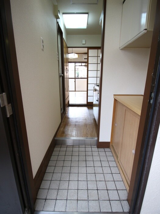 物件内観写真17　(廊下)