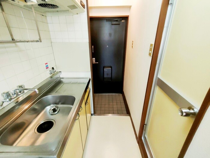 物件内観写真19　(玄関)