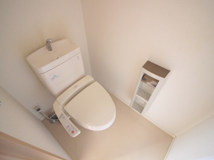 物件内観写真12　(トイレ)