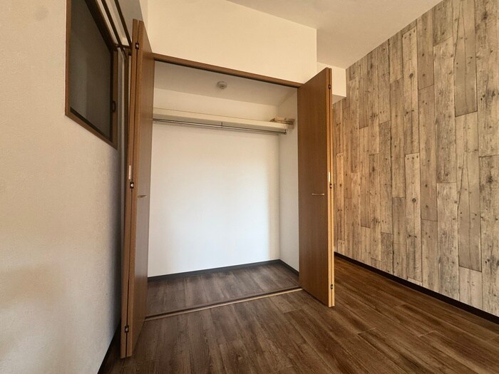 物件内観写真13　(収納)