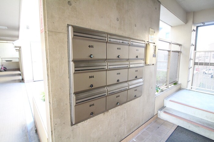 物件外観写真4　(建物設備)